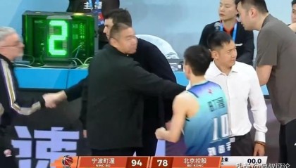开云-张庆鹏：这个赛季满怀希望到经历各种困难 没有完成北京球迷的希望