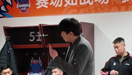 开云-胜宁波更衣室！邱彪强调健康与family，鲍威尔因家庭变故而低迷！